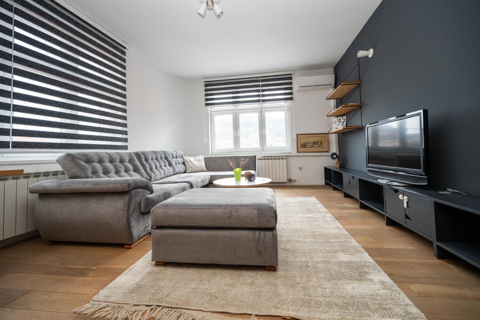 Design 1Bdr Apartment With City View Сараево Экстерьер фото